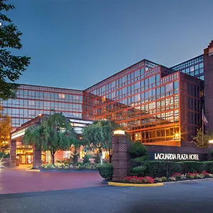 Laguardia Plaza *** New York